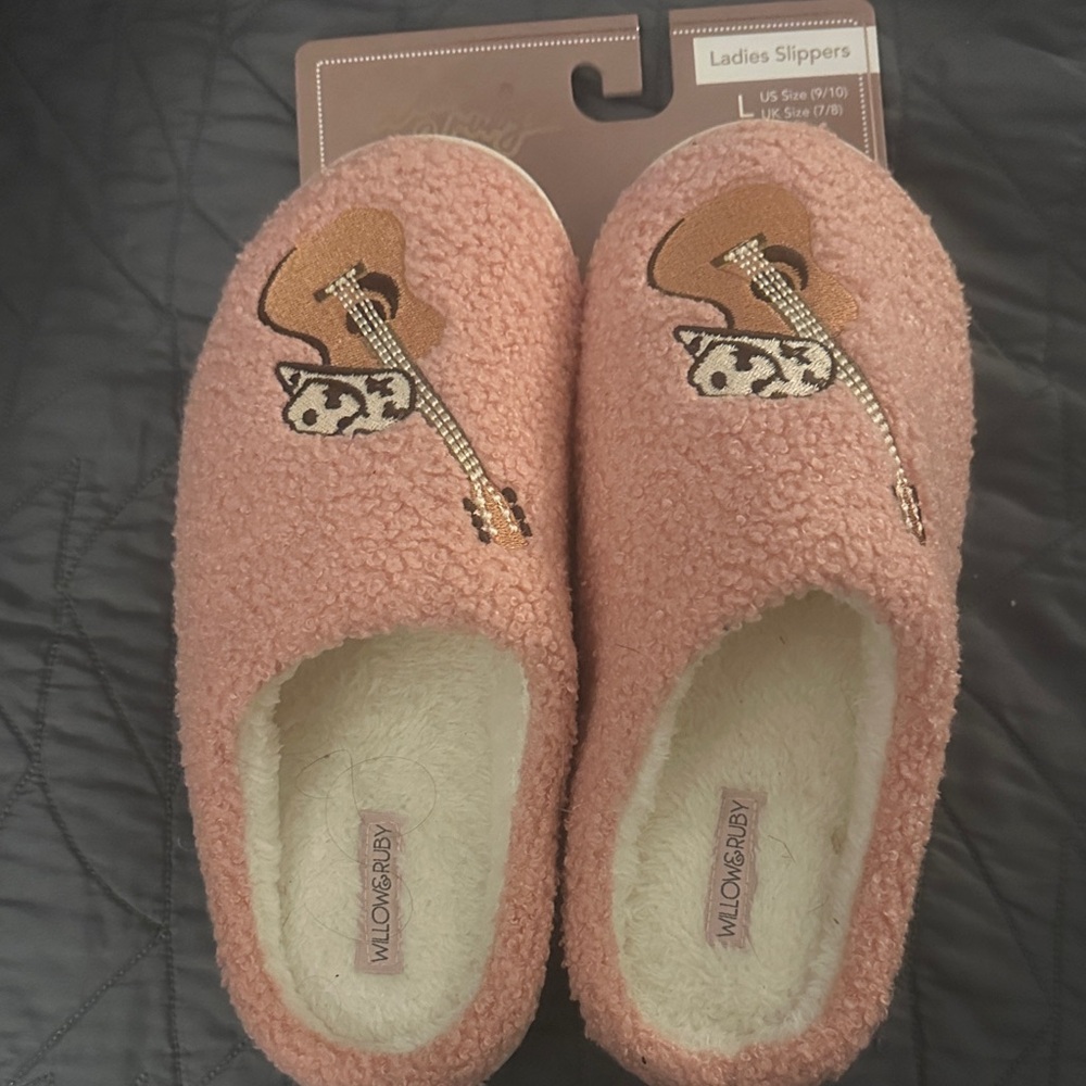 Willow Bay Pink Ladies Slippers with Guitar Design